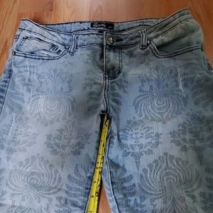 Cute jeans size 11!